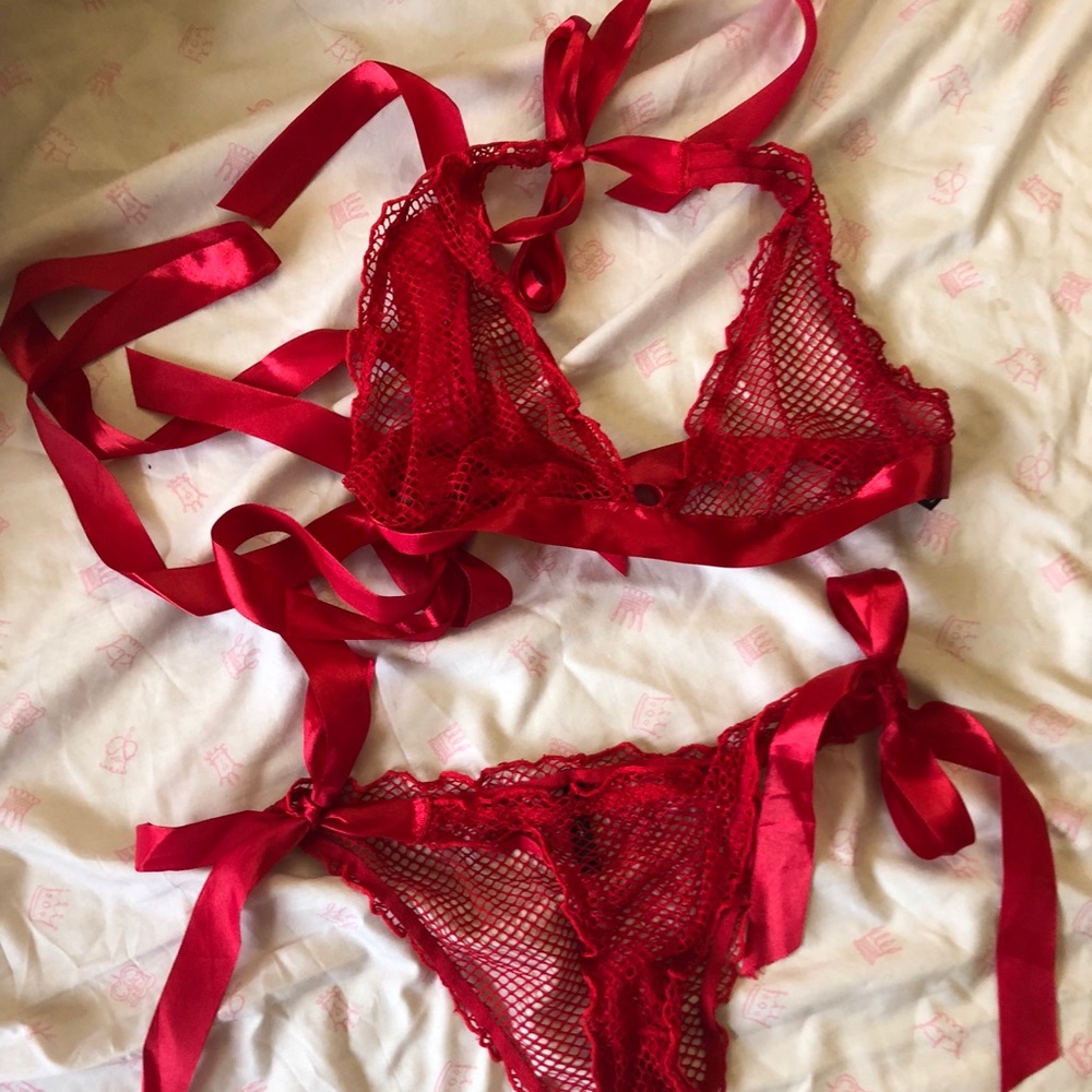 RED MESH LINGERIE